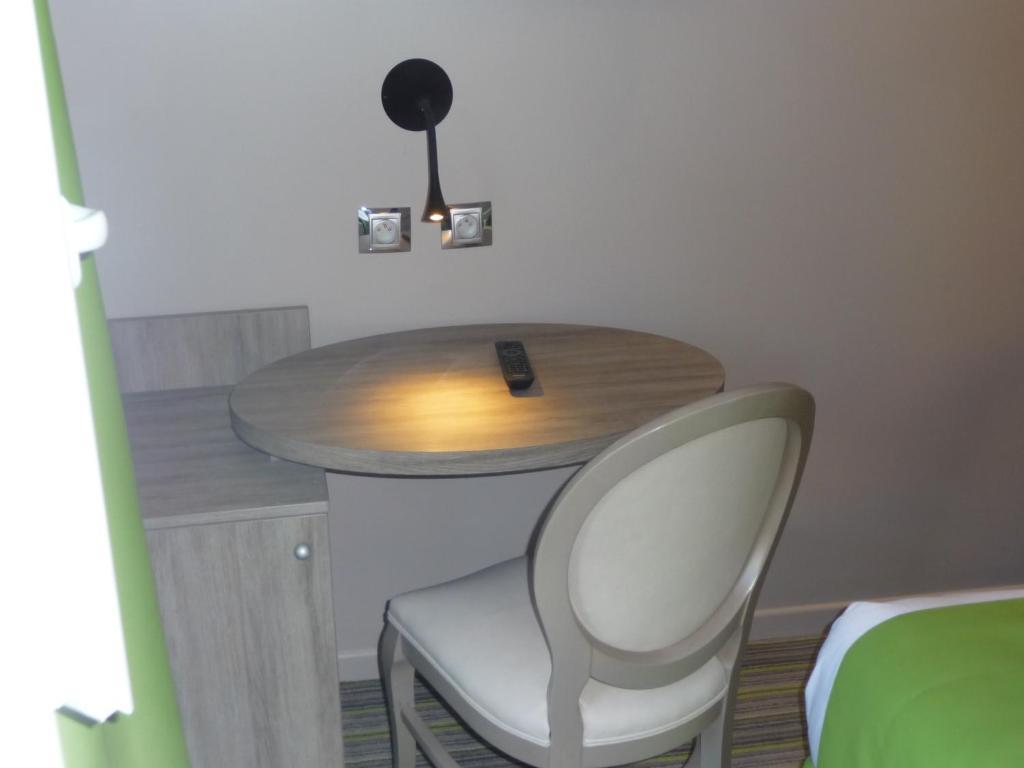 Hotel Floridor Etoile Aulnay-sous-Bois Værelse billede