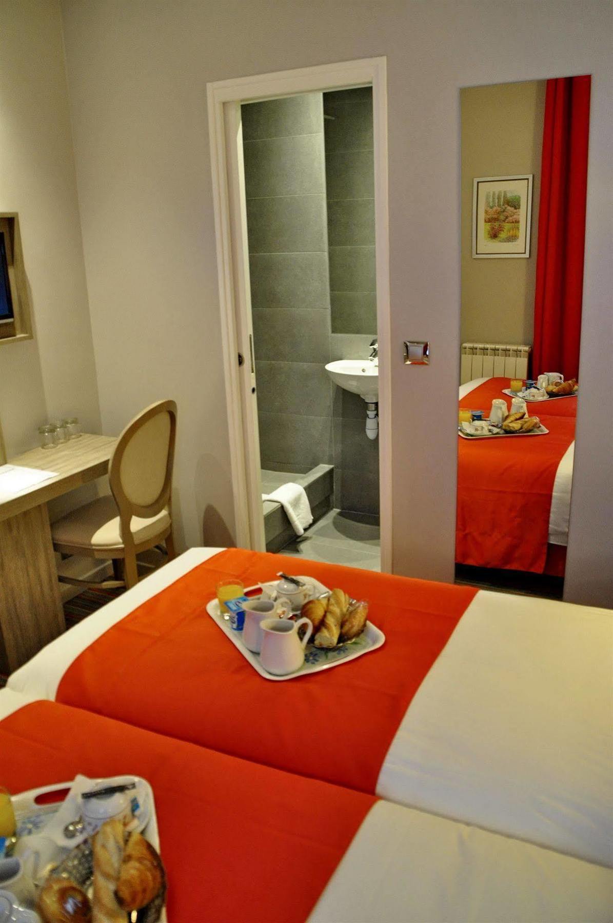 Hotel Floridor Etoile Aulnay-sous-Bois Eksteriør billede